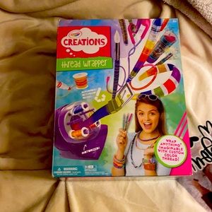 Crayola Creations motorized thread wrapper wrap anything w/custom color thread